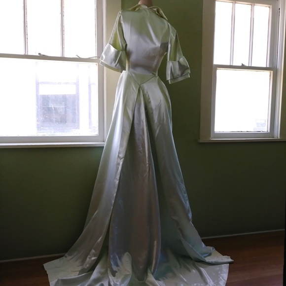Vintage Dresses & Skirts - 1950s Satin Evening Gown Wedding Dress B34 W24